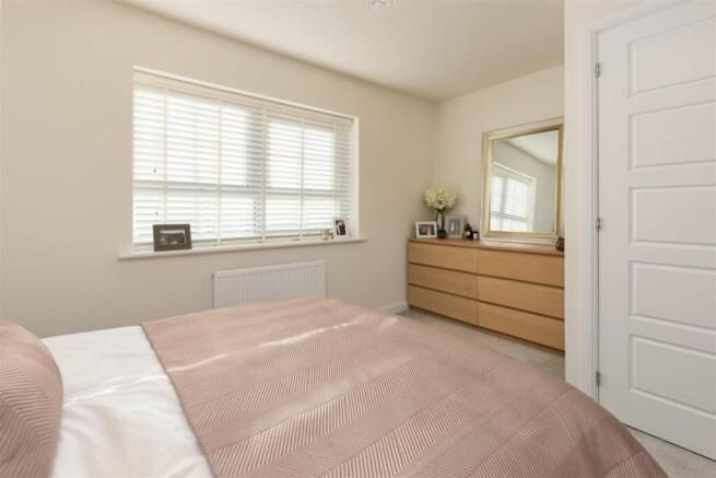 3 bedroom end terraced house For Sale in Preston - Bedroom 1