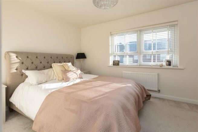 3 bedroom end terraced house For Sale in Preston - Bedroom 1