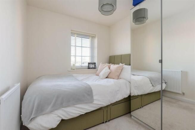 3 bedroom end terraced house For Sale in Preston - Bedroom 2
