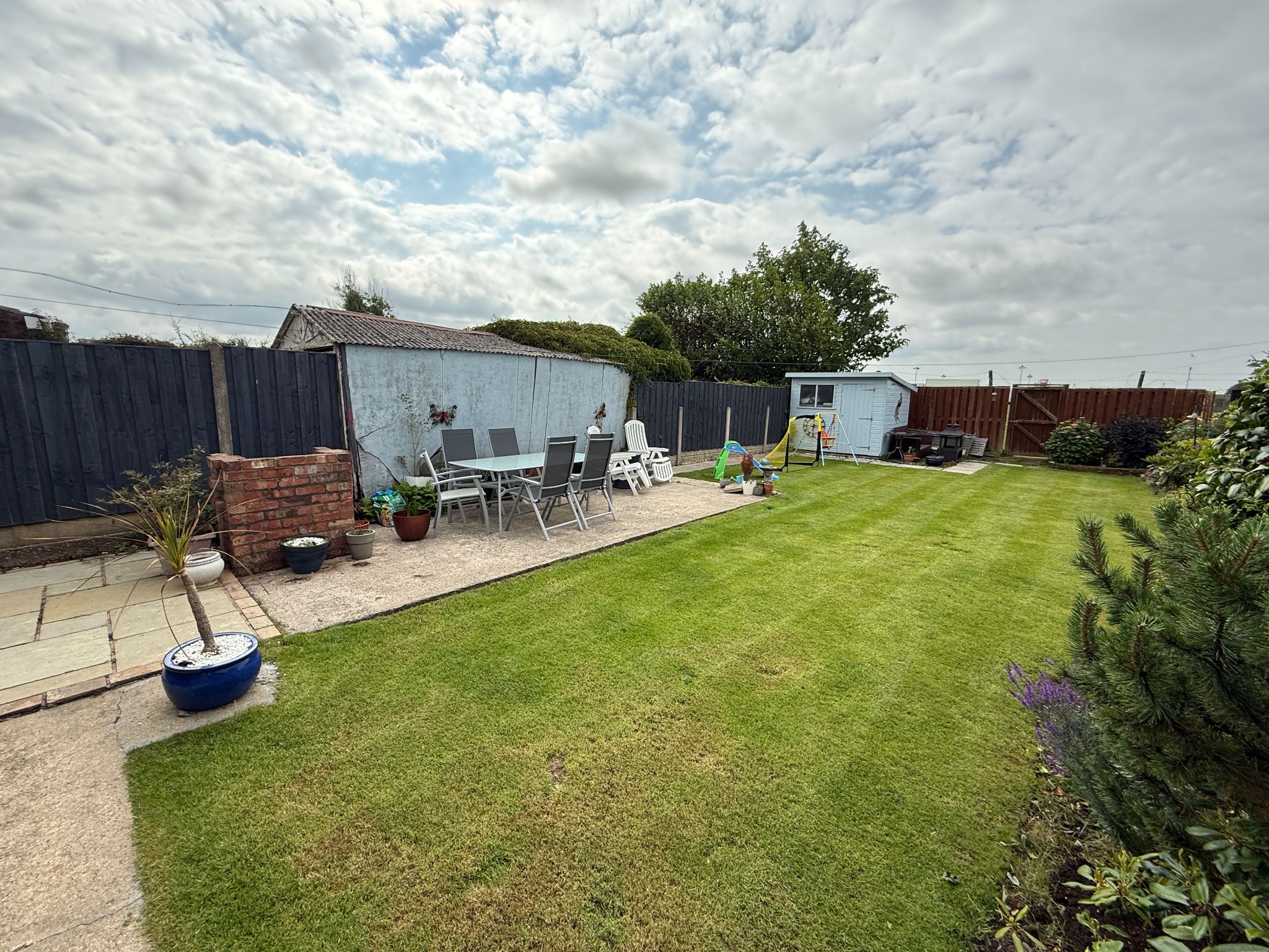 3 bedroom semi-detached house Sold STC in Preston - GARDEN