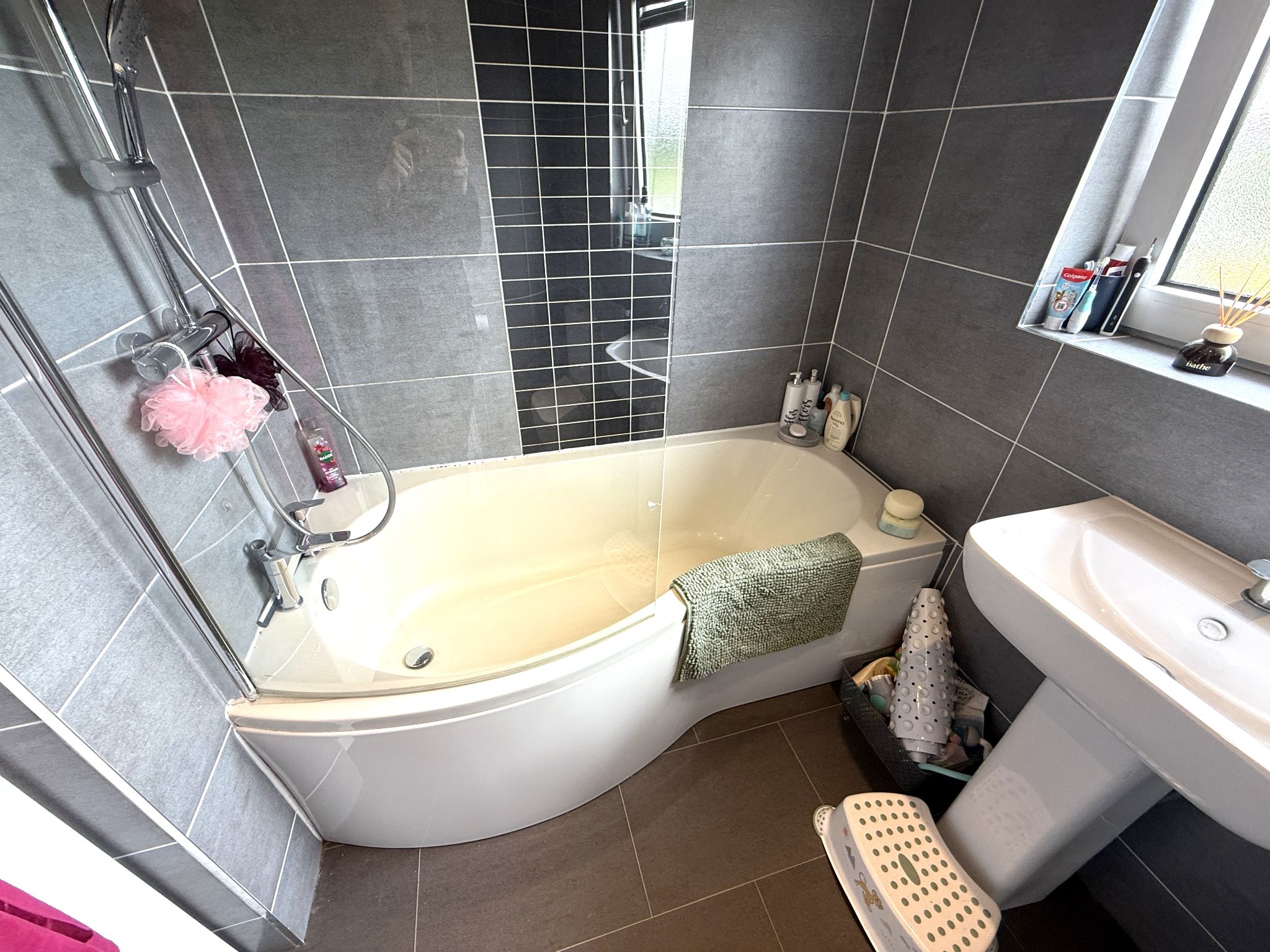 3 bedroom semi-detached house Sold STC in Preston - BATHROOM