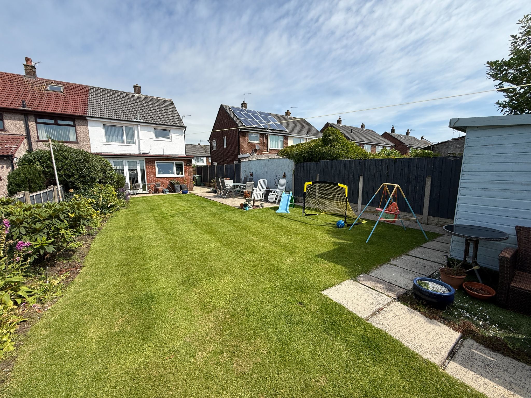 3 bedroom semi-detached house Sold STC in Preston - GARDEN