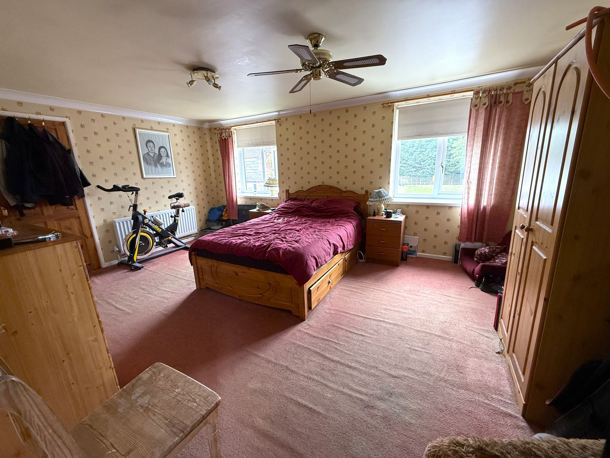 5 bedroom semi-detached house For Sale in Preston - Bedroom 1