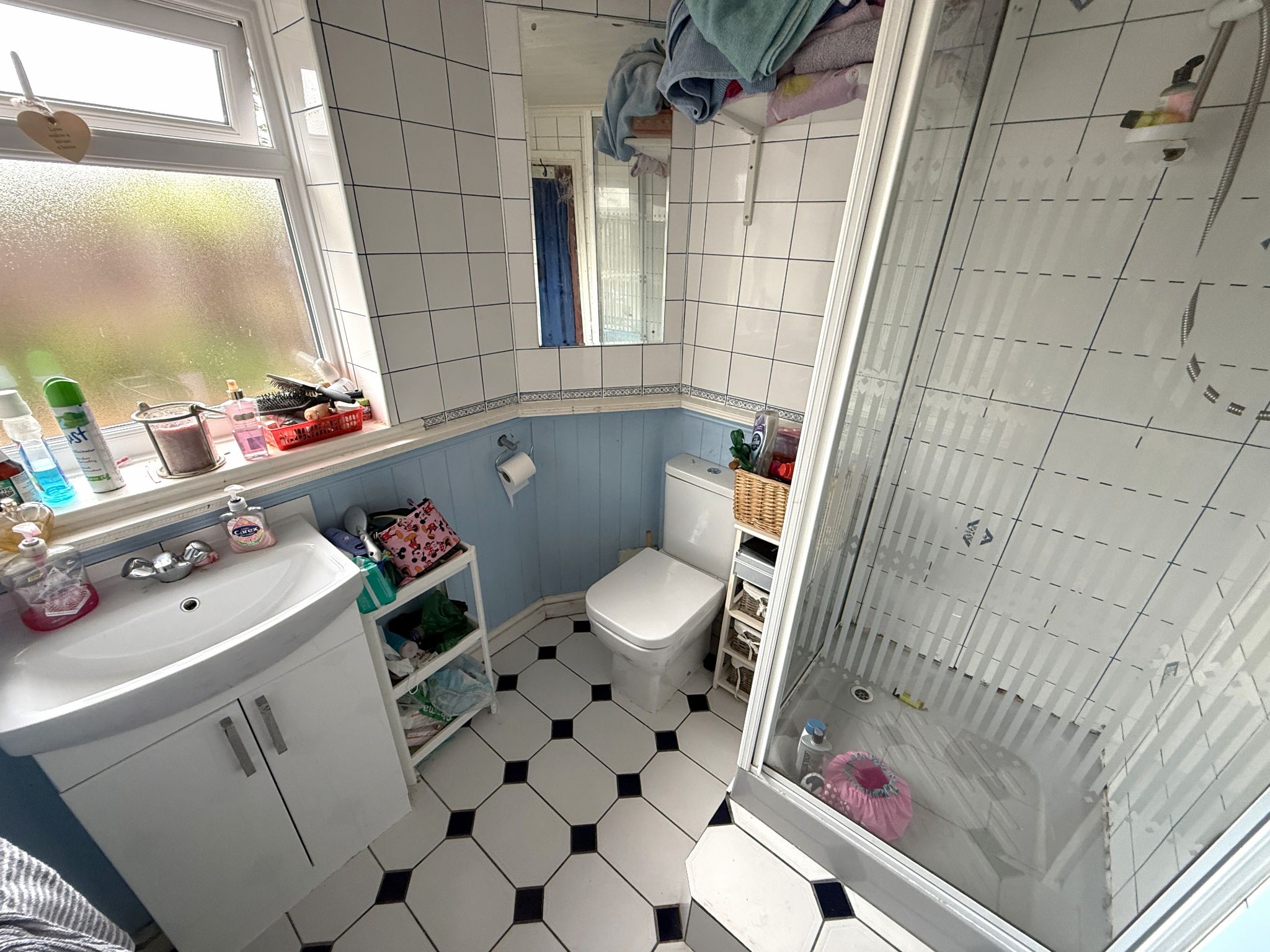 5 bedroom semi-detached house For Sale in Preston - Downstairs Bathroom