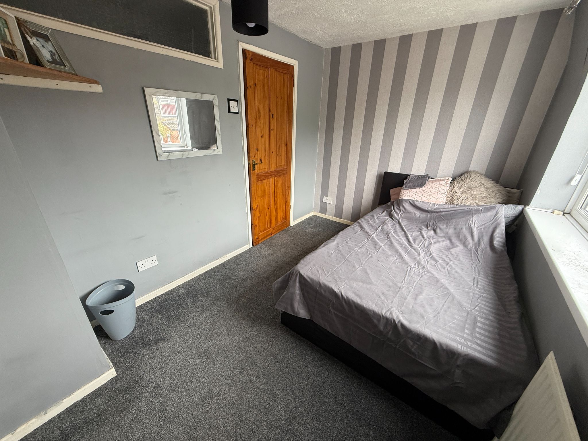 5 bedroom semi-detached house For Sale in Preston - Bedroom 3