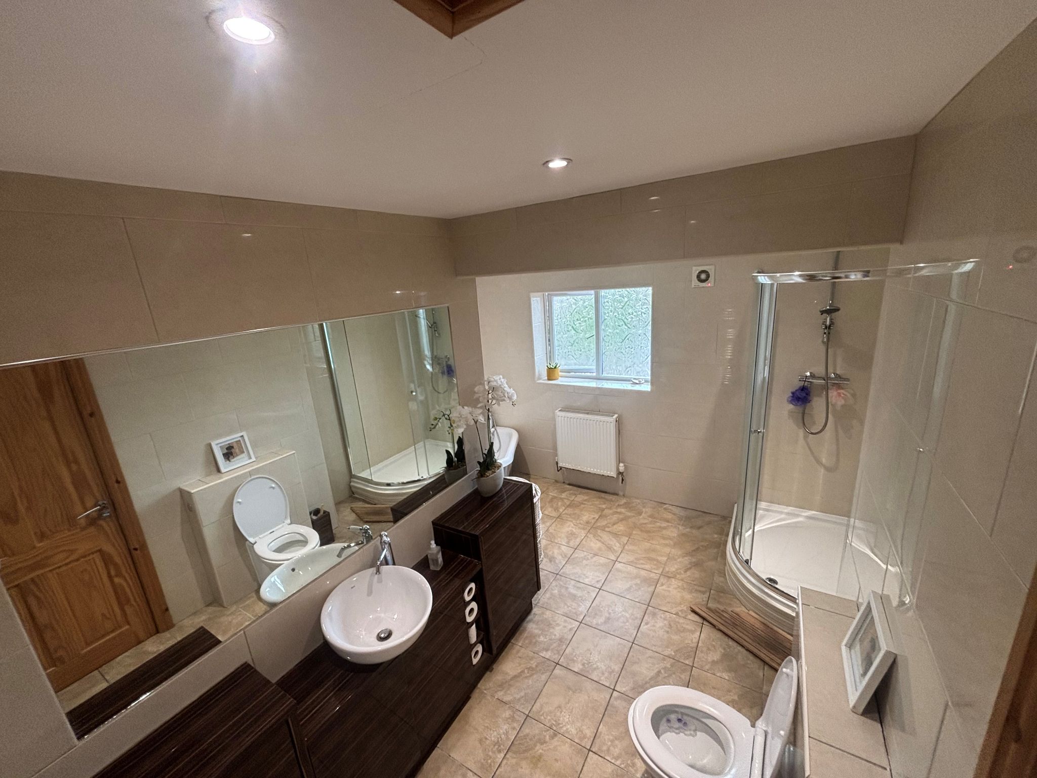 3 bedroom end terraced house Let Agreed in Lytham - Bathroom