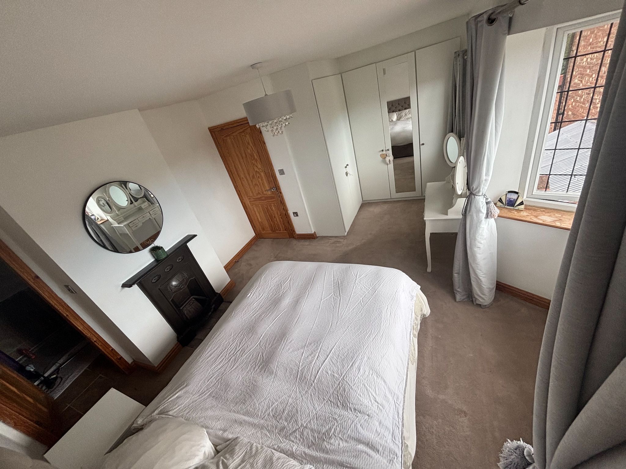 3 bedroom end terraced house Let Agreed in Lytham - Bedroom 1