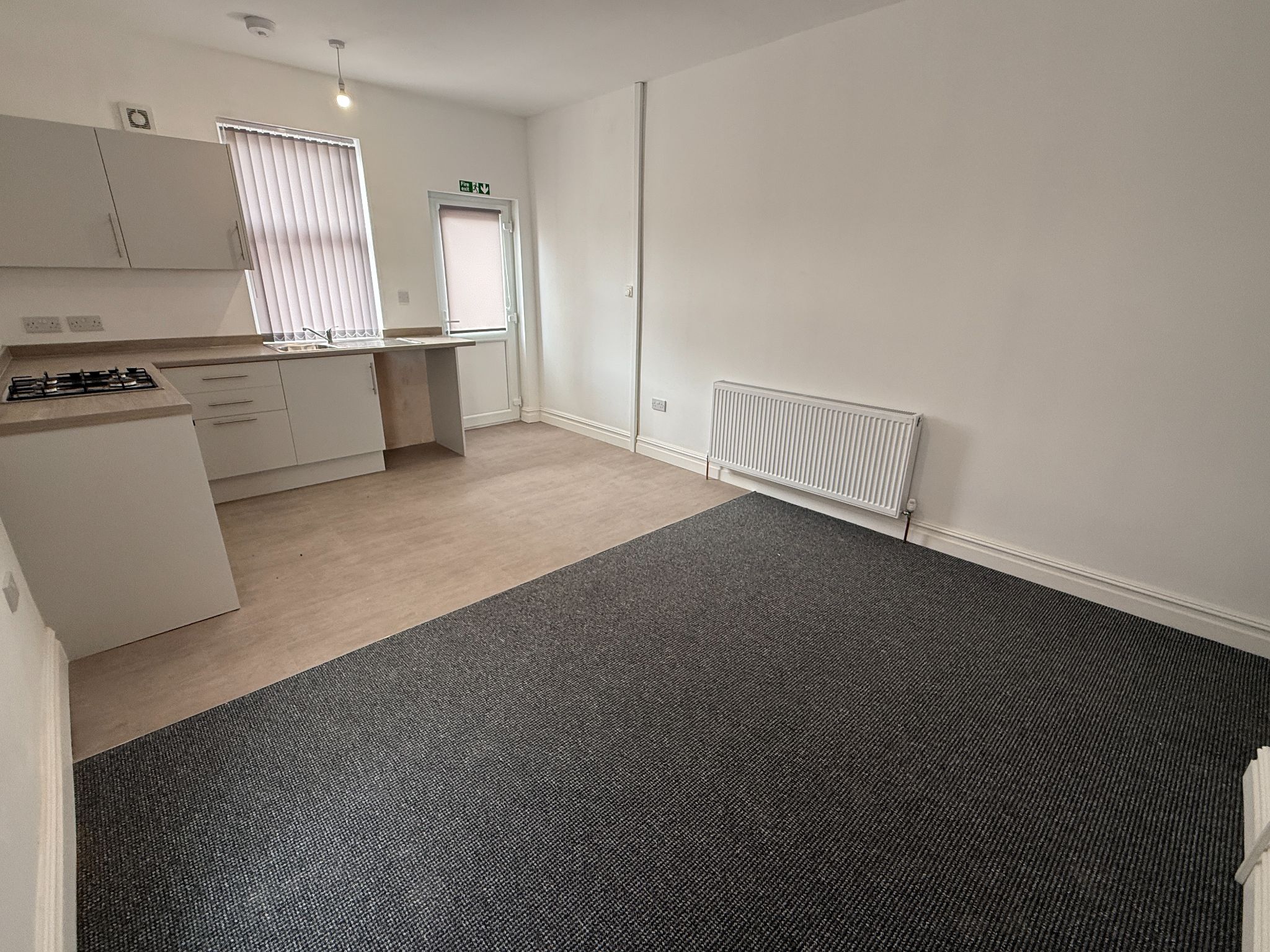 1 bedroom studio flat/apartment To Let in St Annes - Property photograph