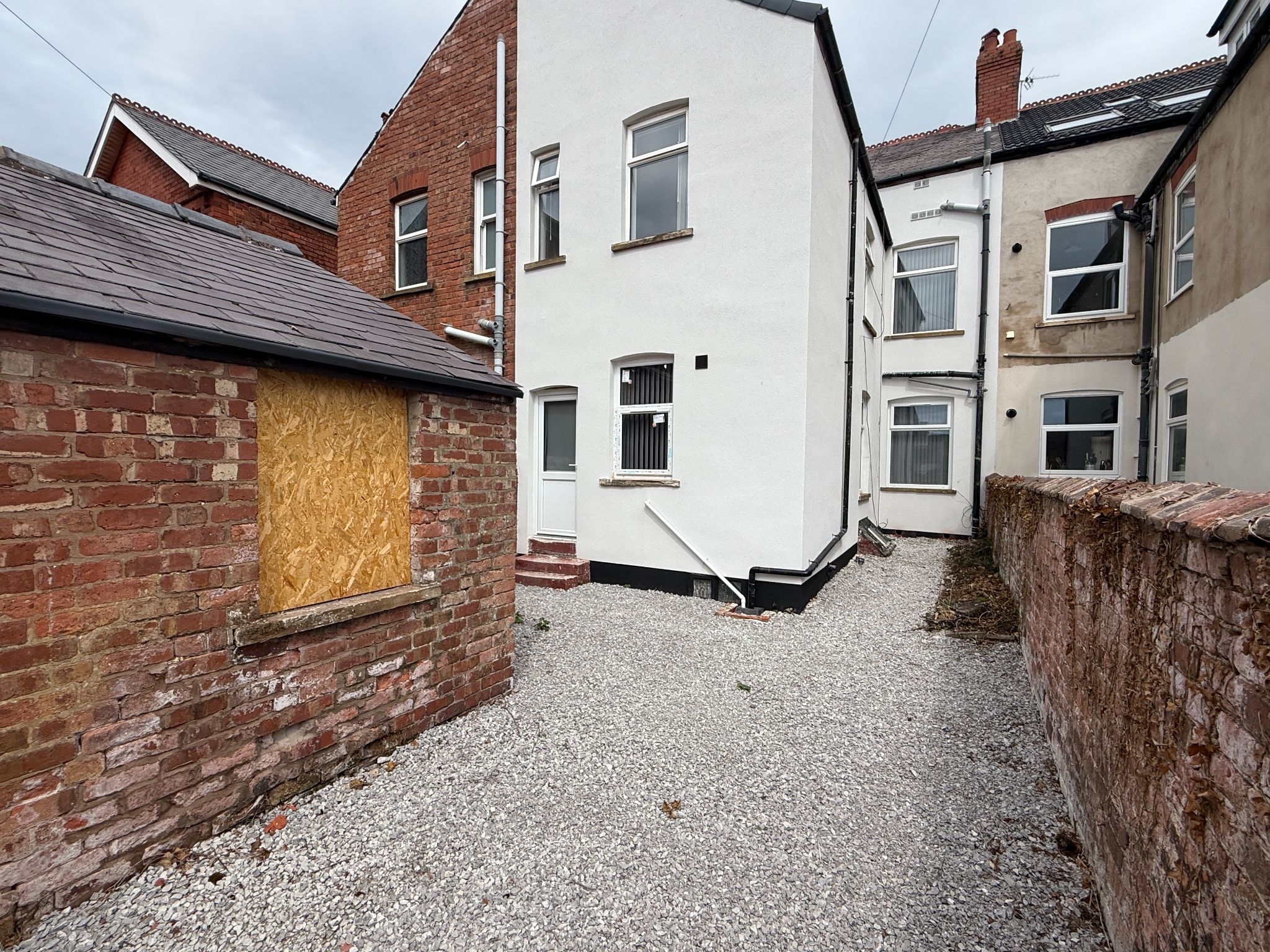1 bedroom studio flat/apartment To Let in St Annes - Photograph 7
