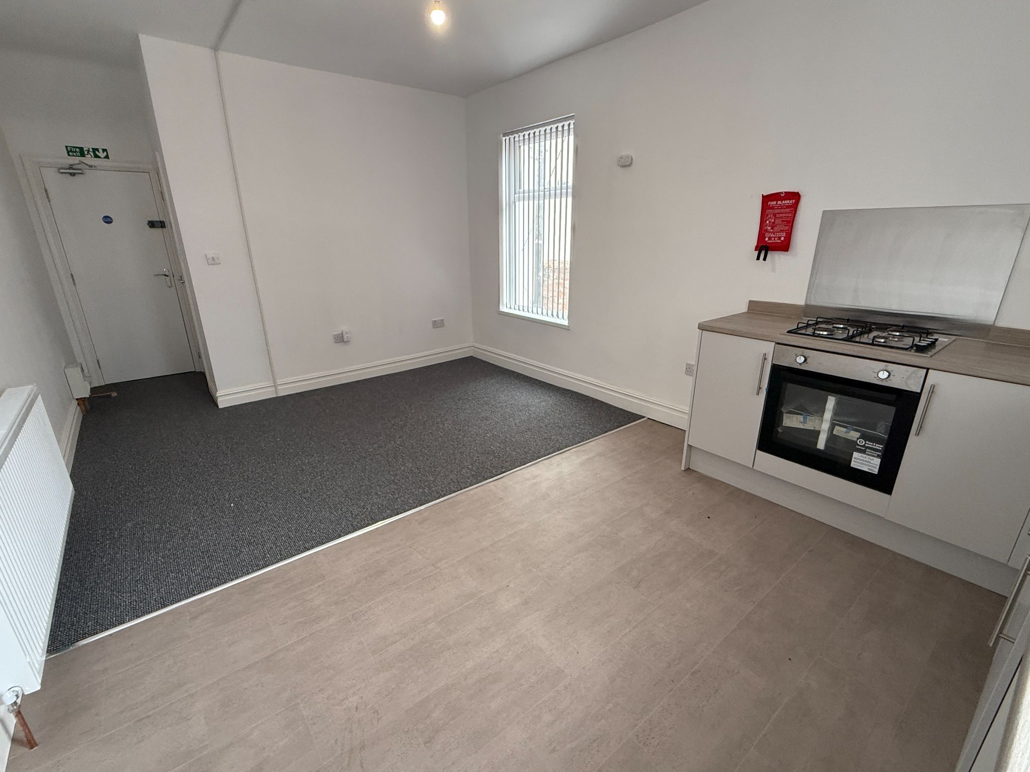 1 bedroom studio flat/apartment To Let in St Annes - Property photograph