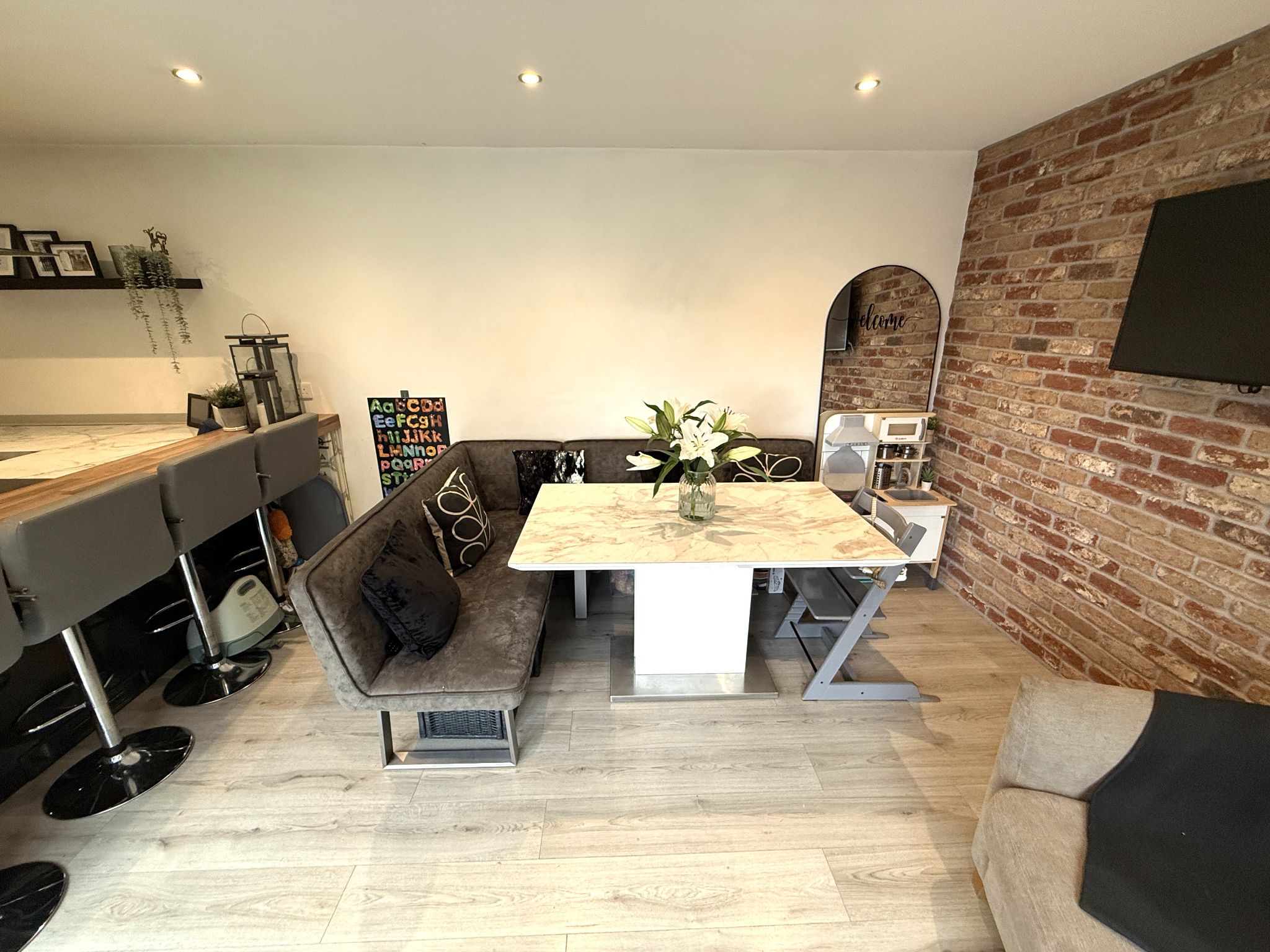 3 bedroom end terraced house Sold STC in Preston - Photograph 27