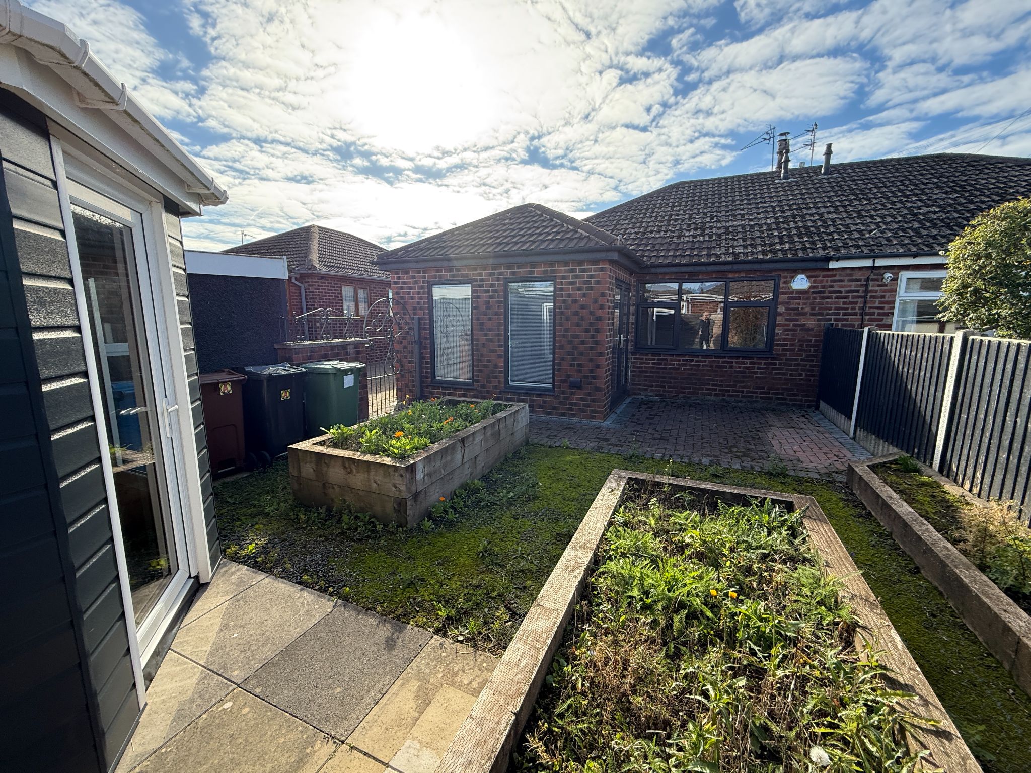 2 bedroom semi-detached bungalow For Sale in Preston - Garden
