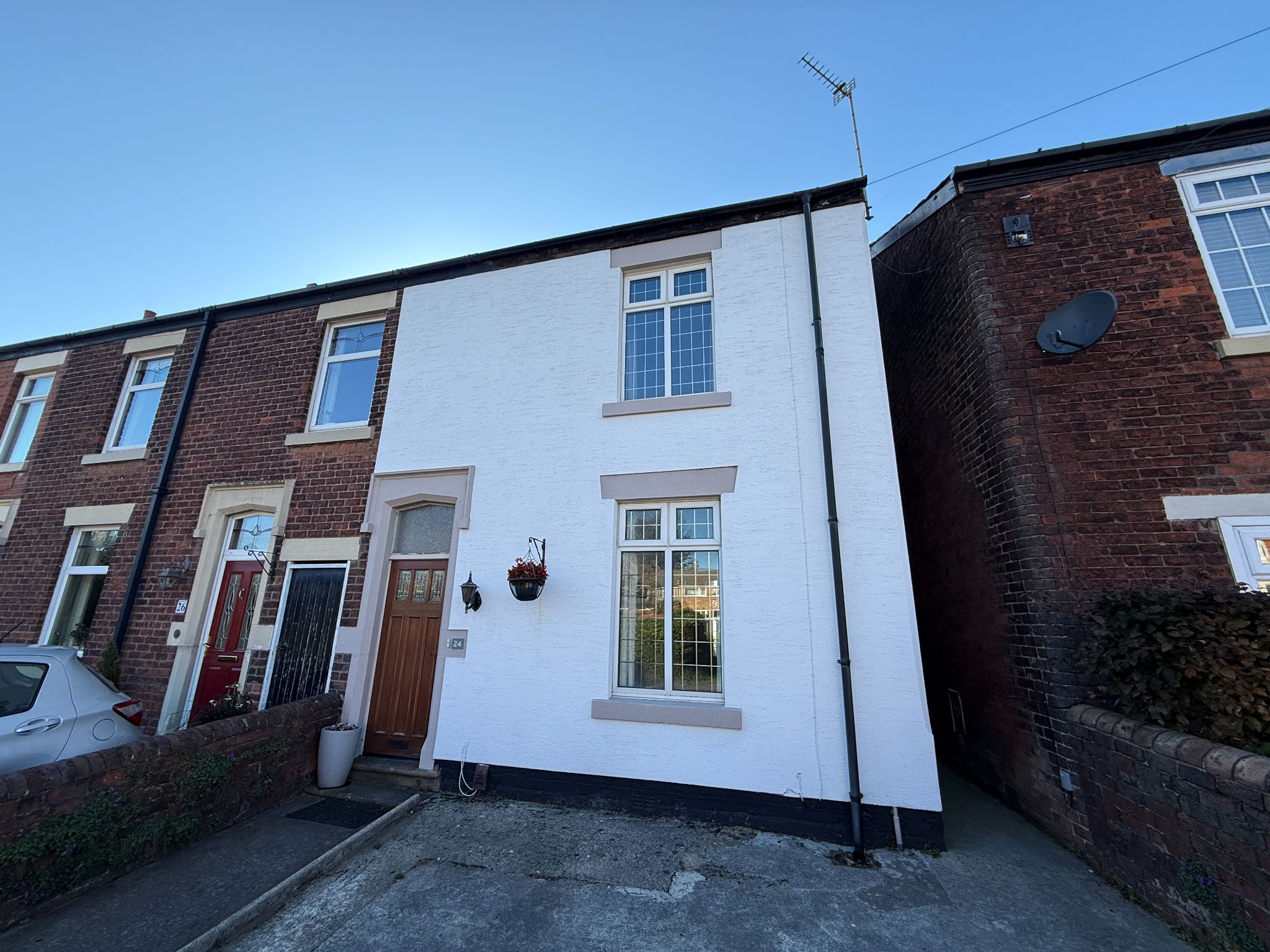 3 bedroom end terraced house For Sale in Preston - Clitheroes Lane