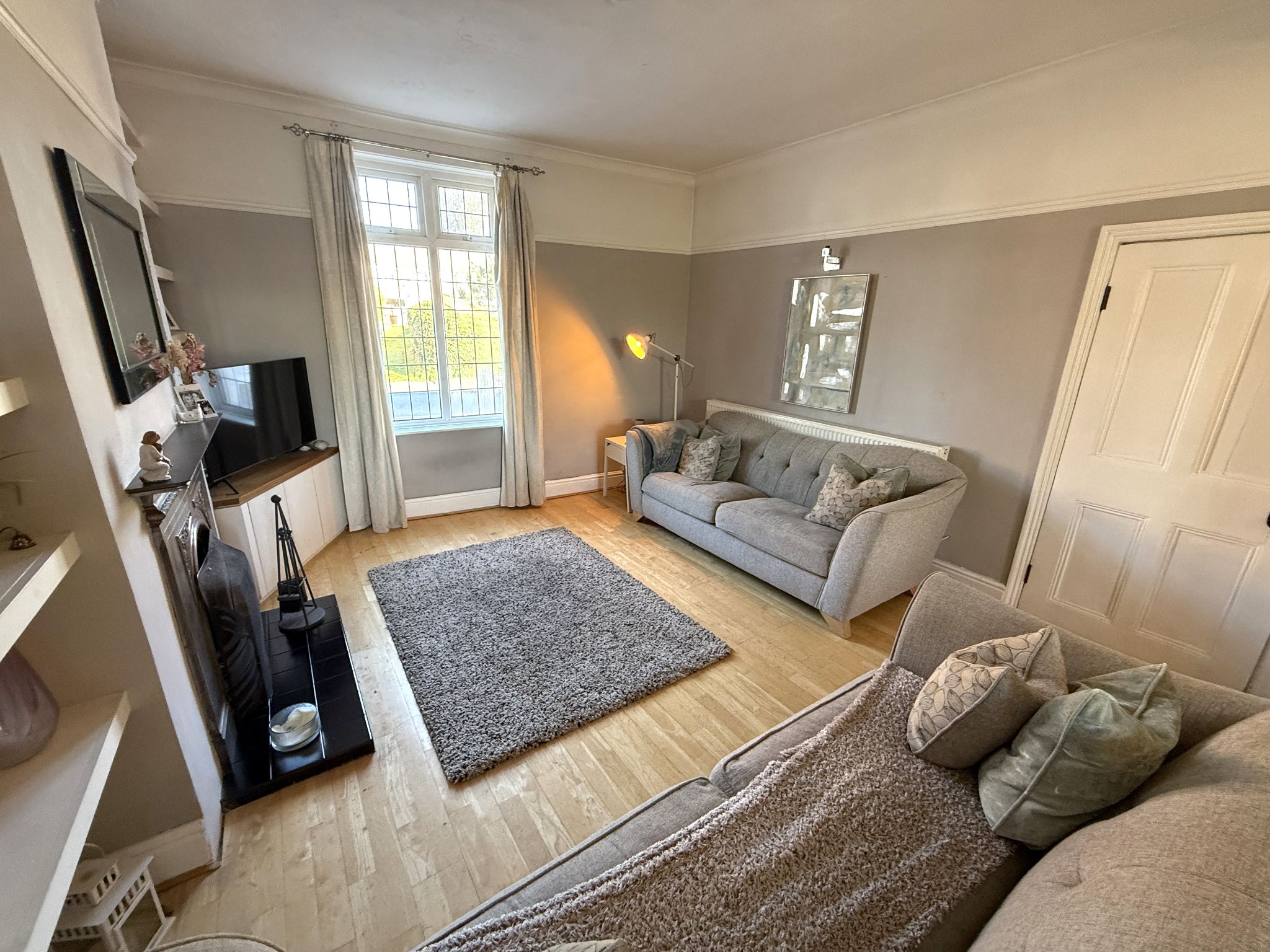 3 bedroom end terraced house For Sale in Preston - Lounge