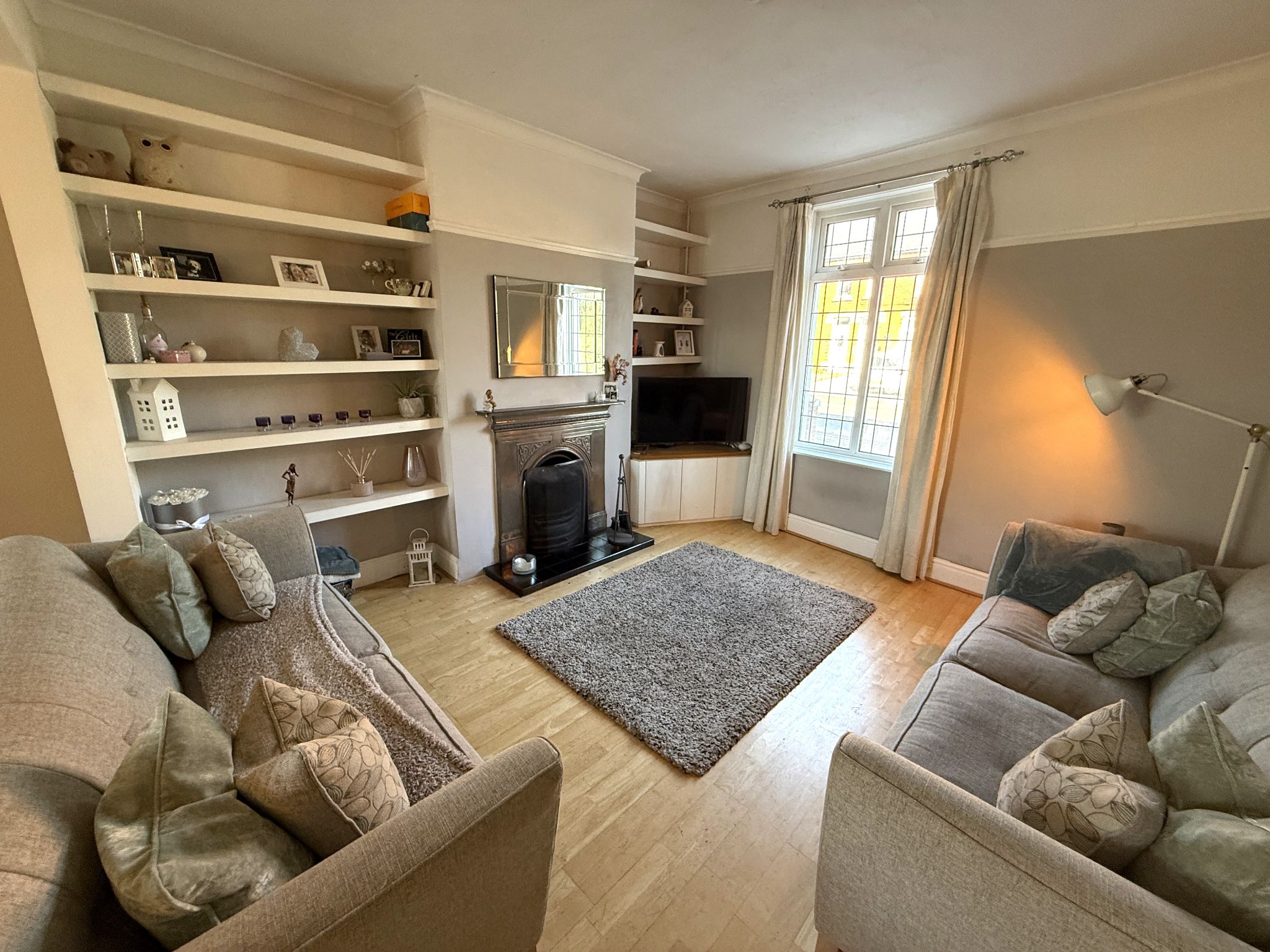 3 bedroom end terraced house For Sale in Preston - Lounge