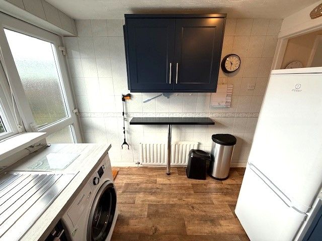 3 bedroom semi-detached bungalow For Sale in Preston - Kitchen