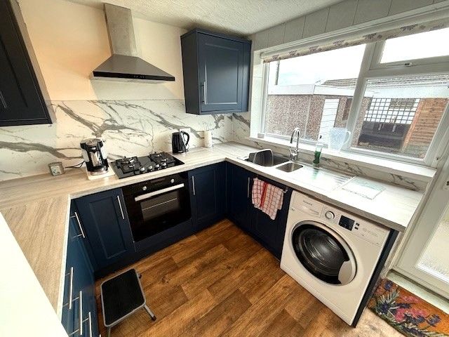 3 bedroom semi-detached bungalow For Sale in Preston - Kitchen