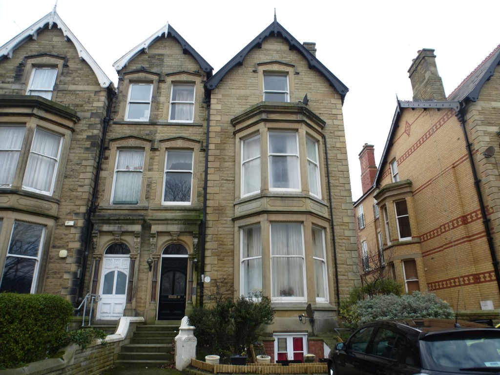 2 bedroom apartment flat/apartment To Let in St Annes - Arlington House