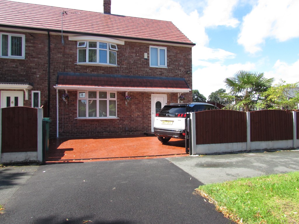3 Bed End Terraced House For Sale - Main Image