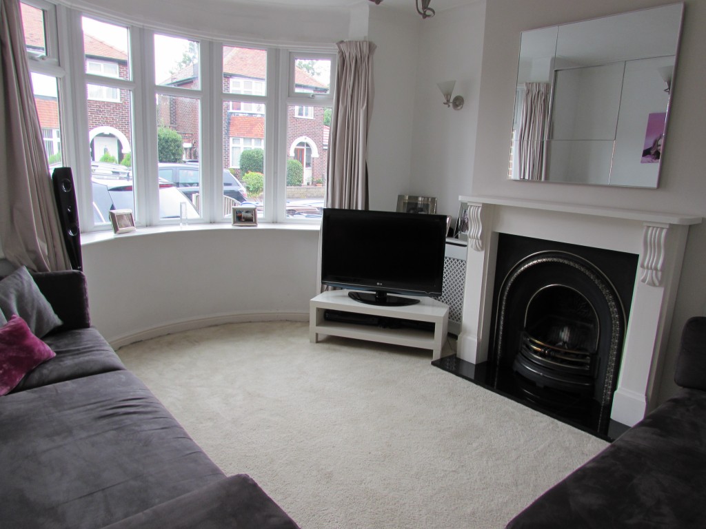 4 Bed Semi-detached House To Rent - Secondary Image