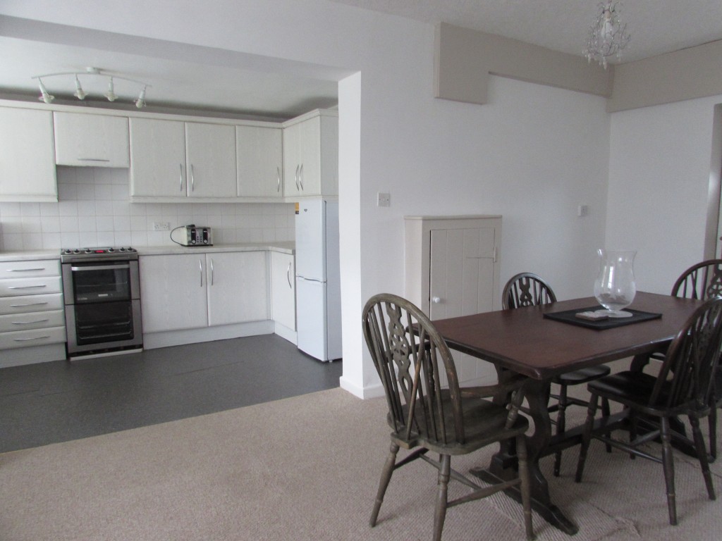 3 Bed End Terraced House For Sale - LOUNGE