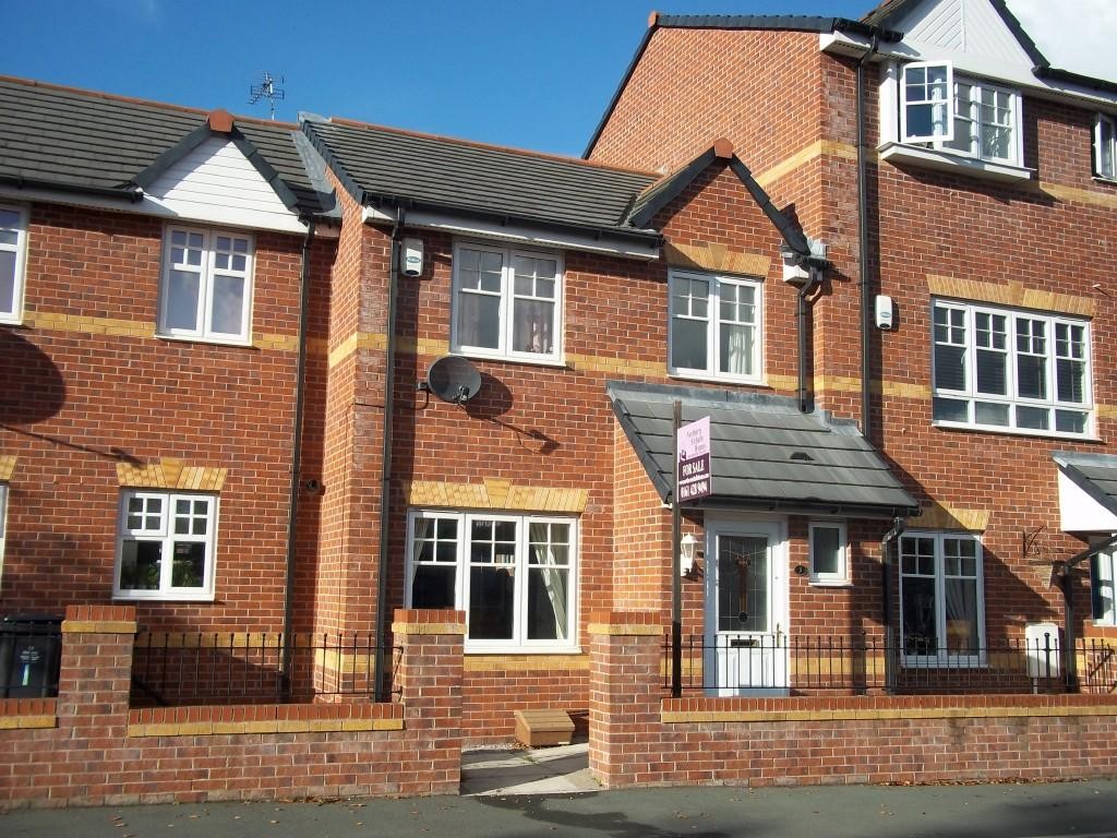 3 Bed Mews House To Rent - Front