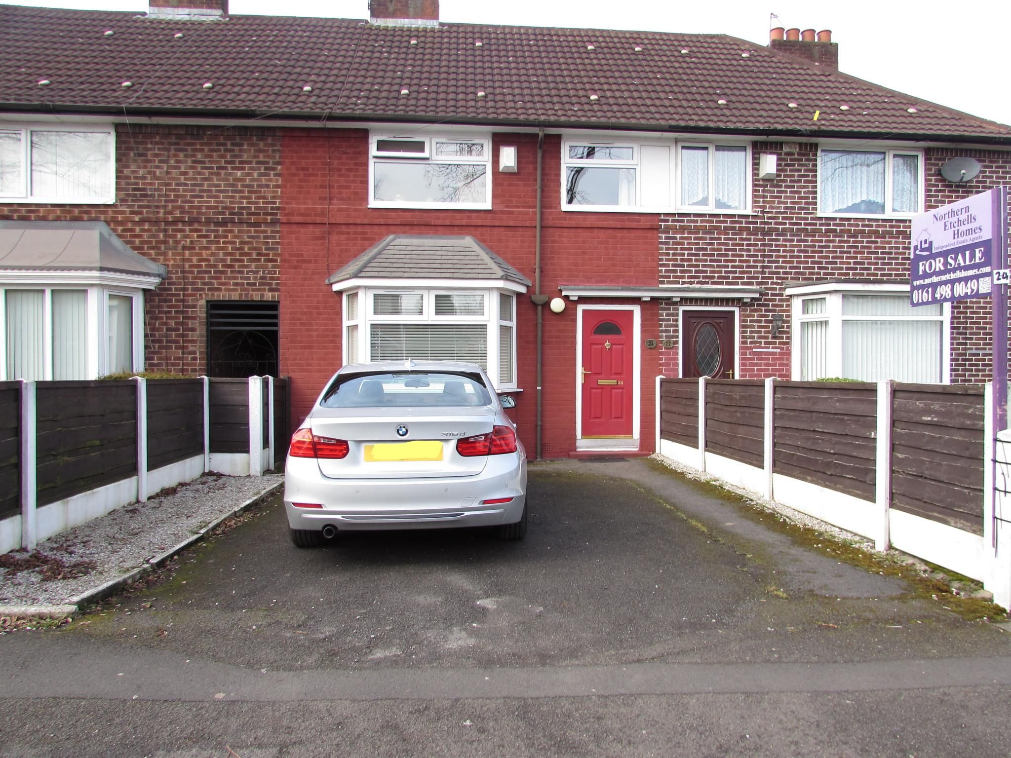 3 Bed Mid Terraced House For Sale - Photograph 1