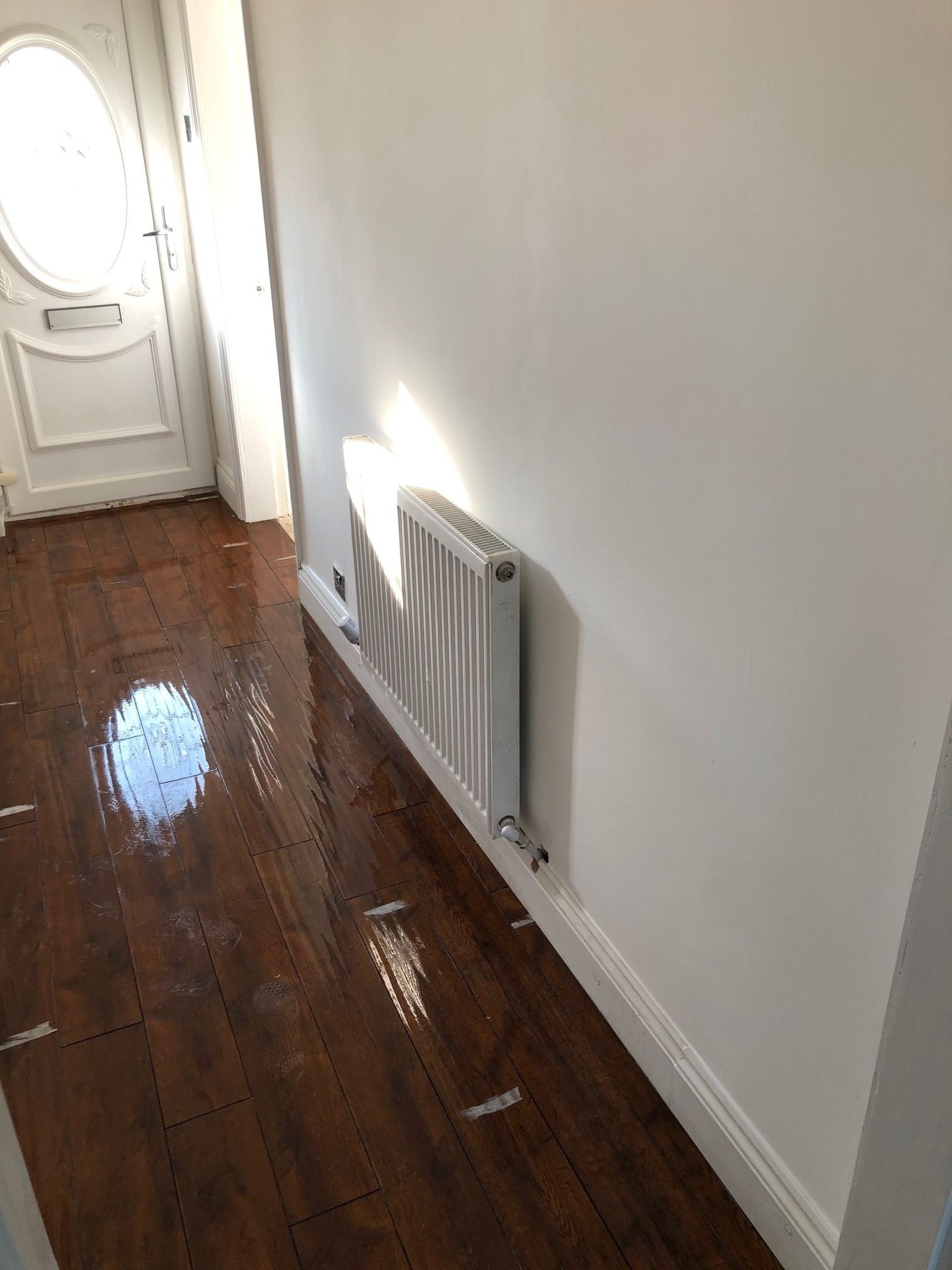 3 Bed Mid Terraced House For Sale - Hallway