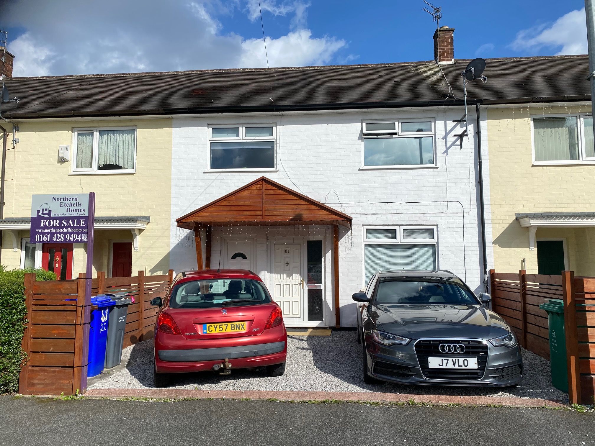 3 Bed Mid Terraced House For Sale - Photograph 1