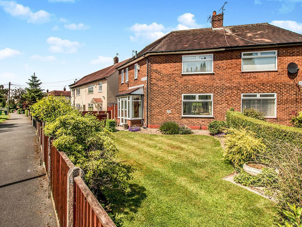 3 Bed Mid Terraced House For Sale - Photograph 1