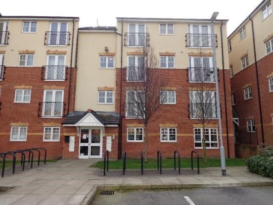 2 Bed Apartment Flat/apartment For Sale - Photograph 2