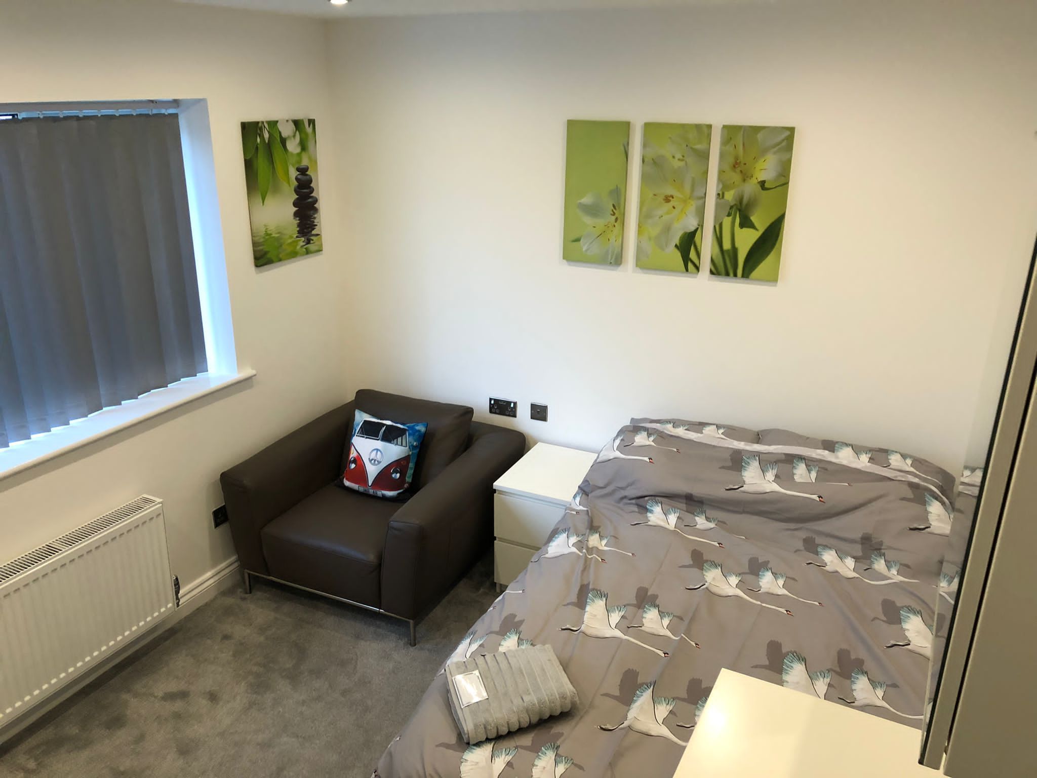 1 Bed Semi-detached House To Rent - Photograph 1