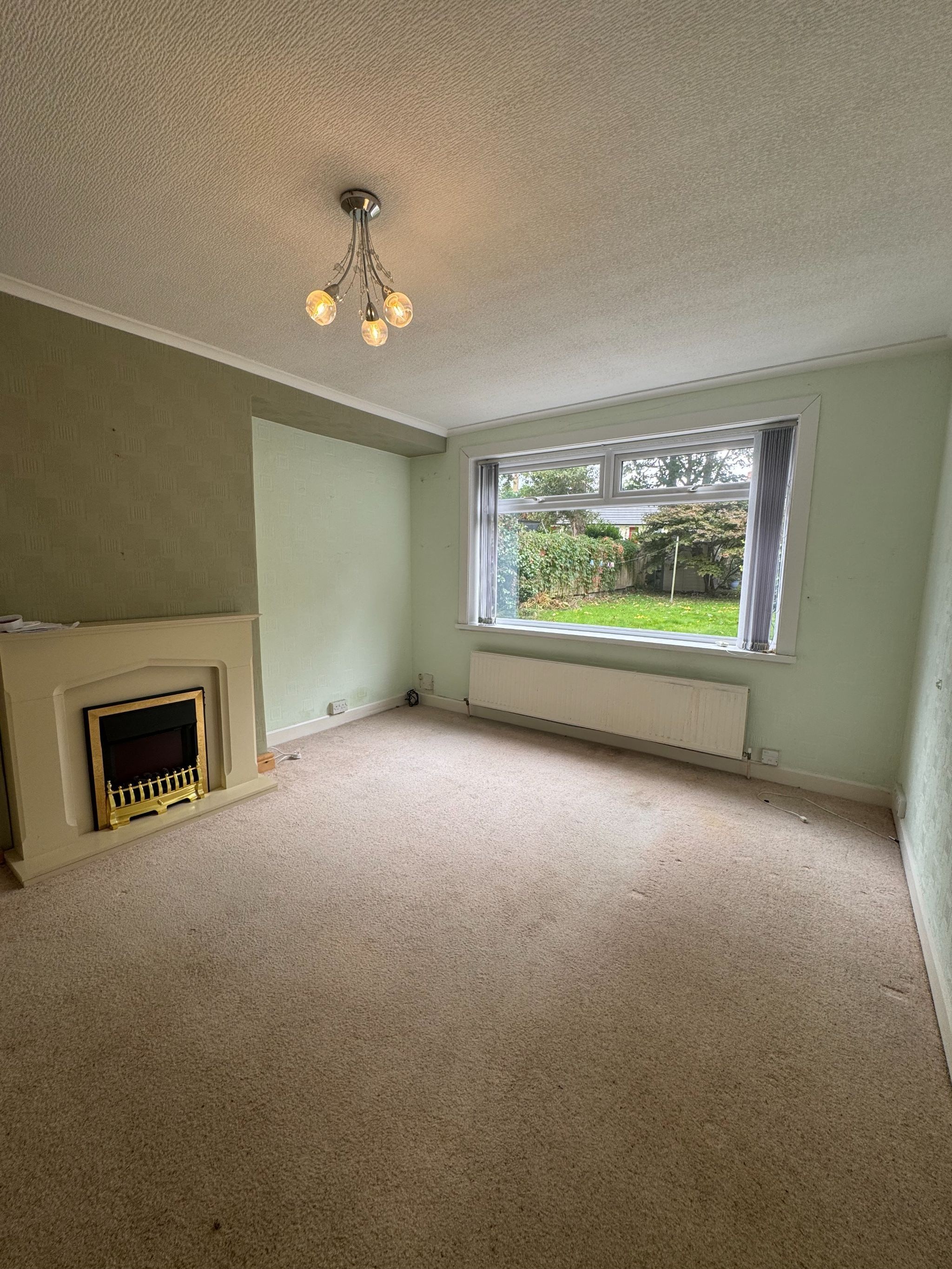 3 Bed Mid Terraced House For Sale - Photograph 20