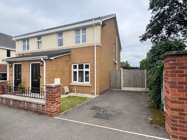 2 Bed Semi-detached House For Sale - Photograph 2