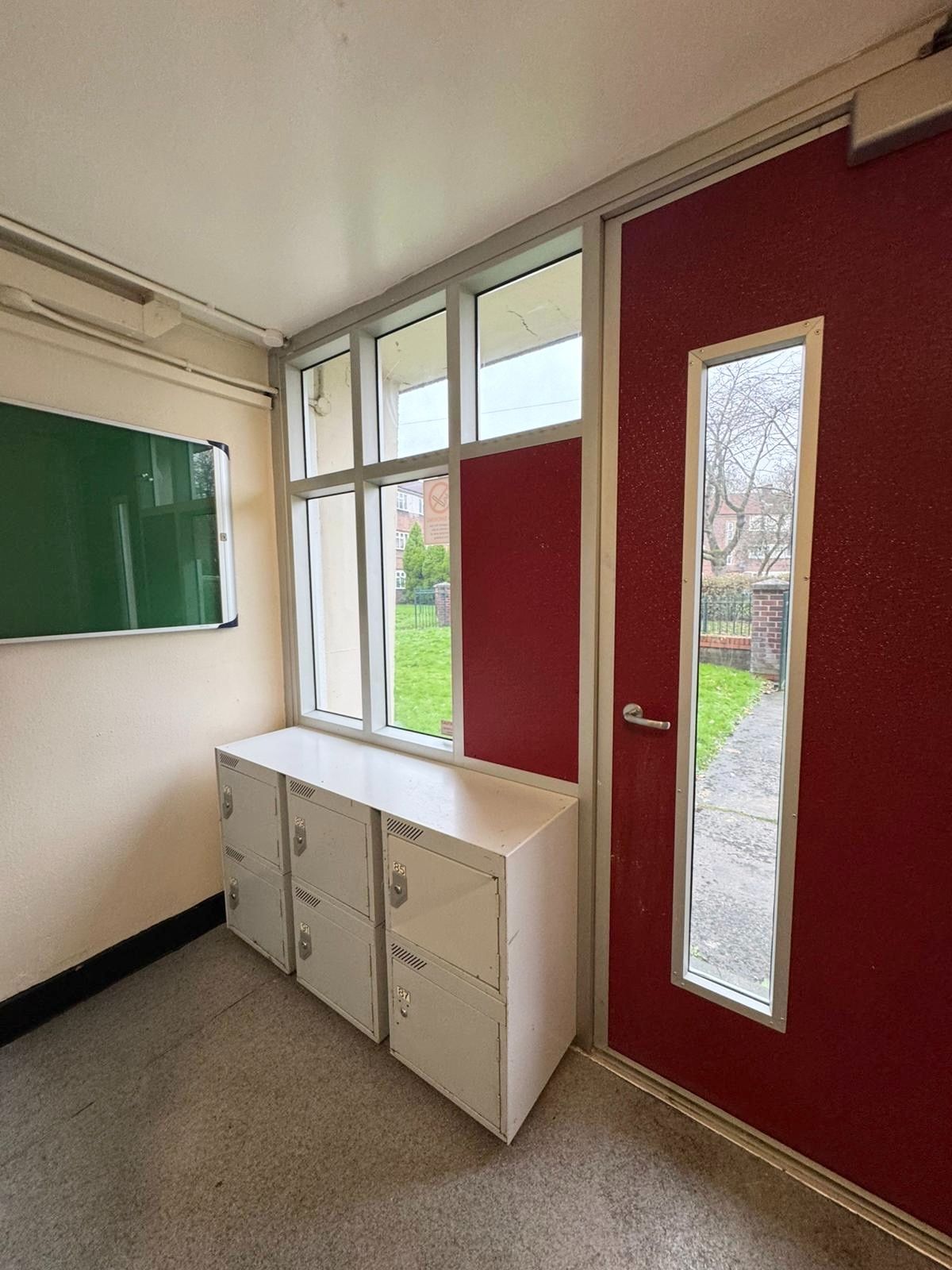 2 Bed Apartment Flat/apartment To Rent - Photograph 11