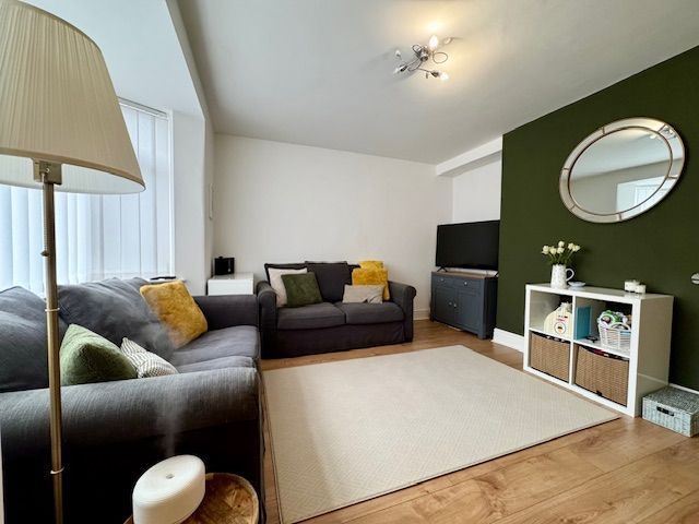 3 Bed Mid Terraced House For Sale - Photograph 13