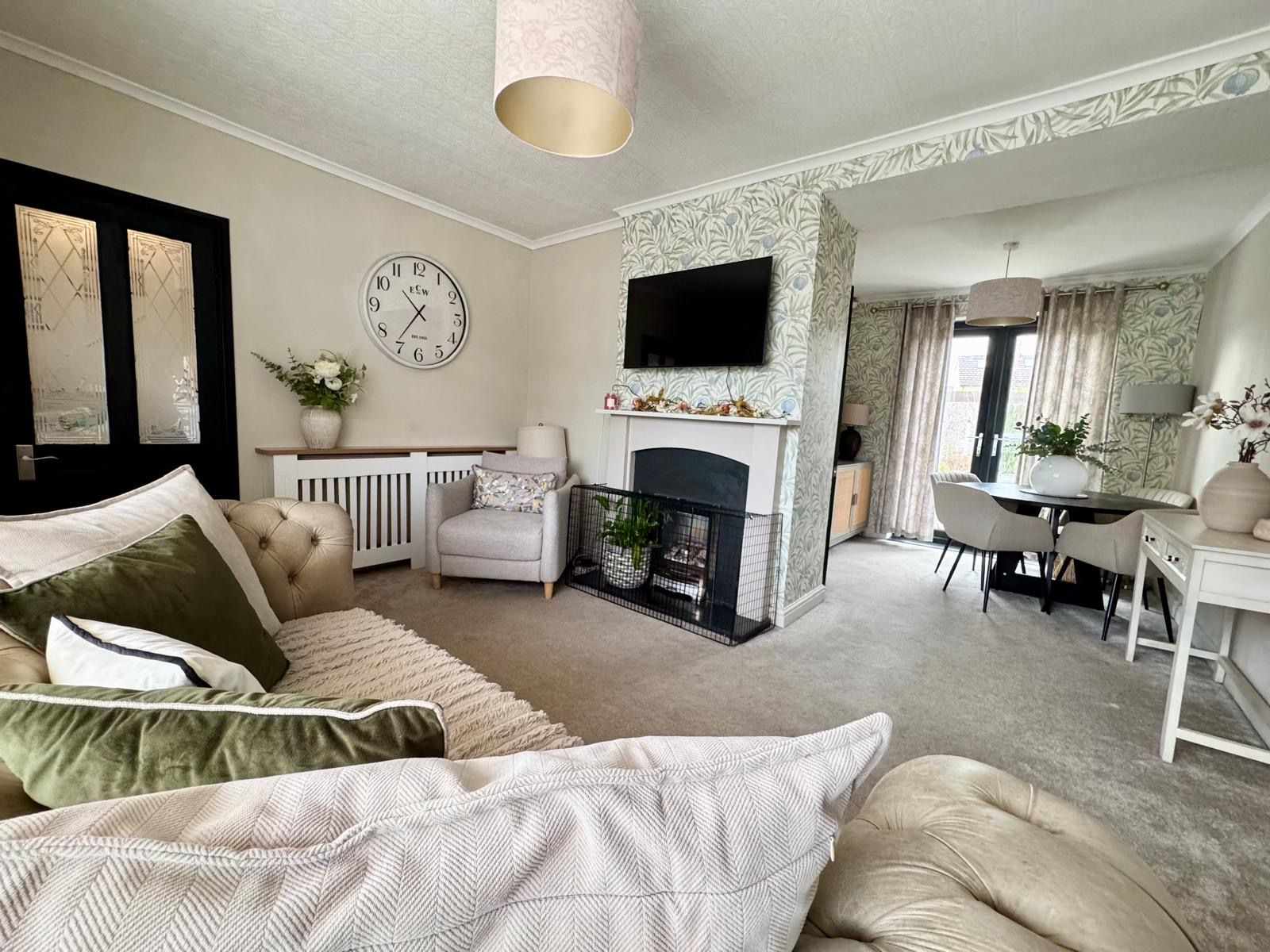 3 Bed Mid Terraced House For Sale - Photograph 4