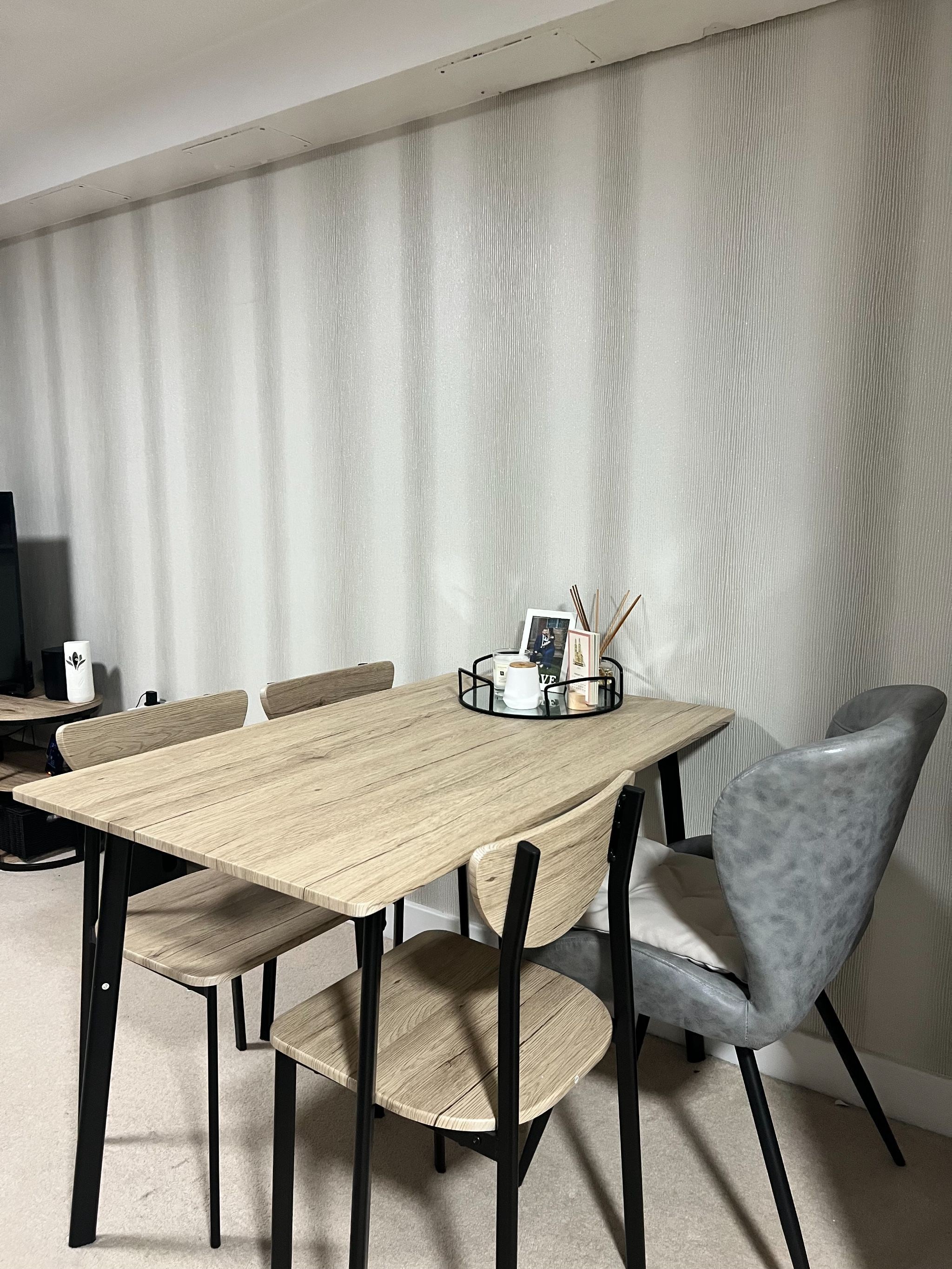 1 Bed Flat Flat/apartment For Sale - Photograph 4