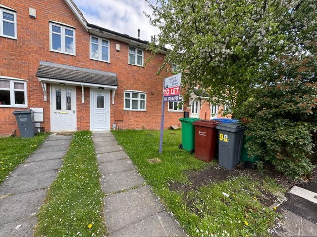 2 Bed Mid Terraced House To Rent - Photograph 3