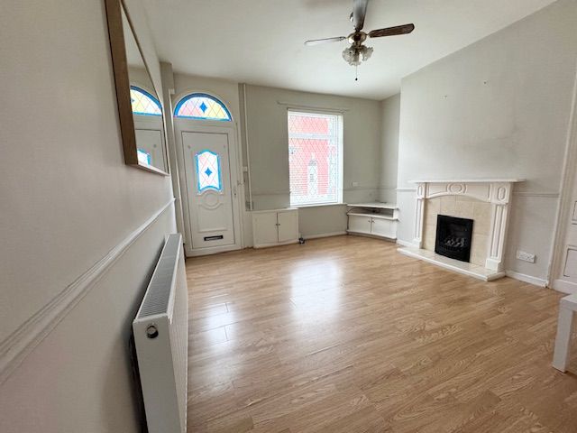 2 Bed Mid Terraced House For Sale - Photograph 8