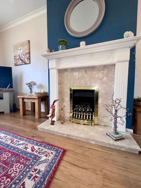 3 Bed End Terraced House For Sale - Photograph 4