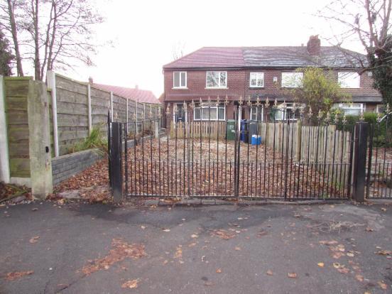 3 Bed End Terraced House To Rent - Main Image