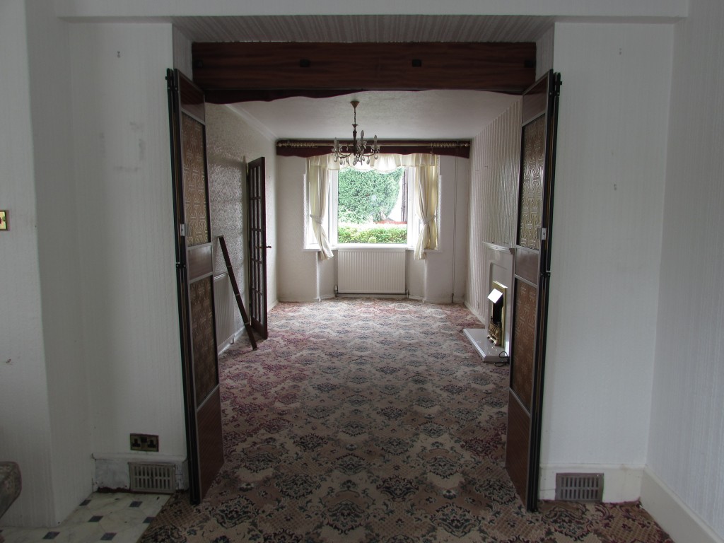 4 Bed Semi-detached House For Sale - Secondary Image