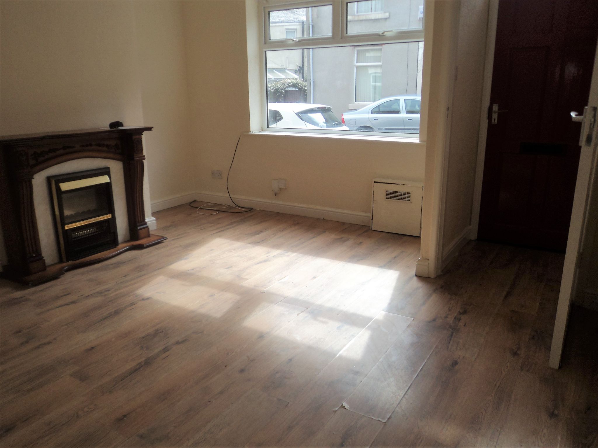 2 Bed Mid Terraced House For Sale - Photograph 3