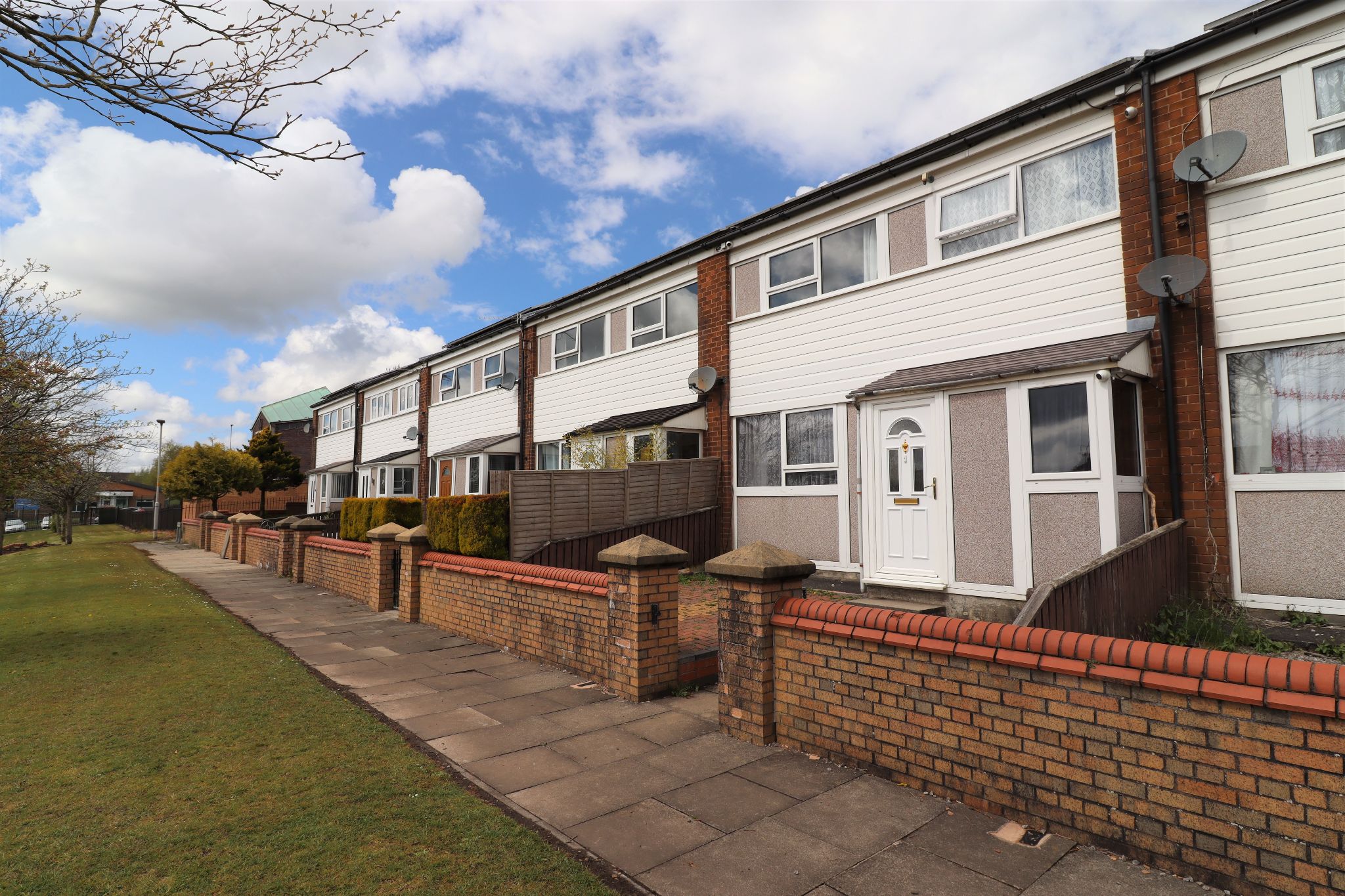 3 Bedroom Mid Terraced House For Sale in 10 Rhyl Avenue, Blackburn, BB1