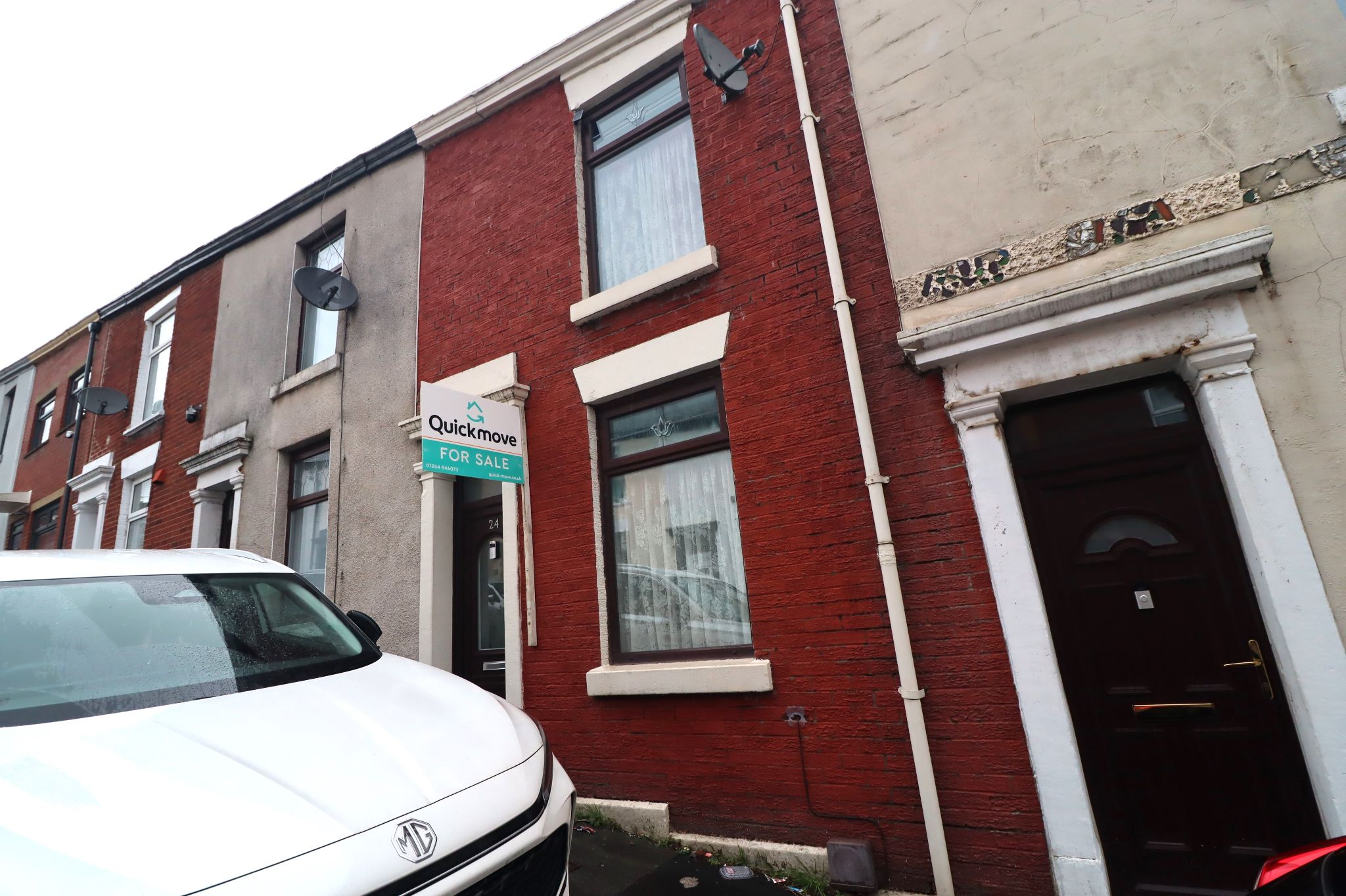 3 Bed Mid Terraced House For Sale - Photograph 1
