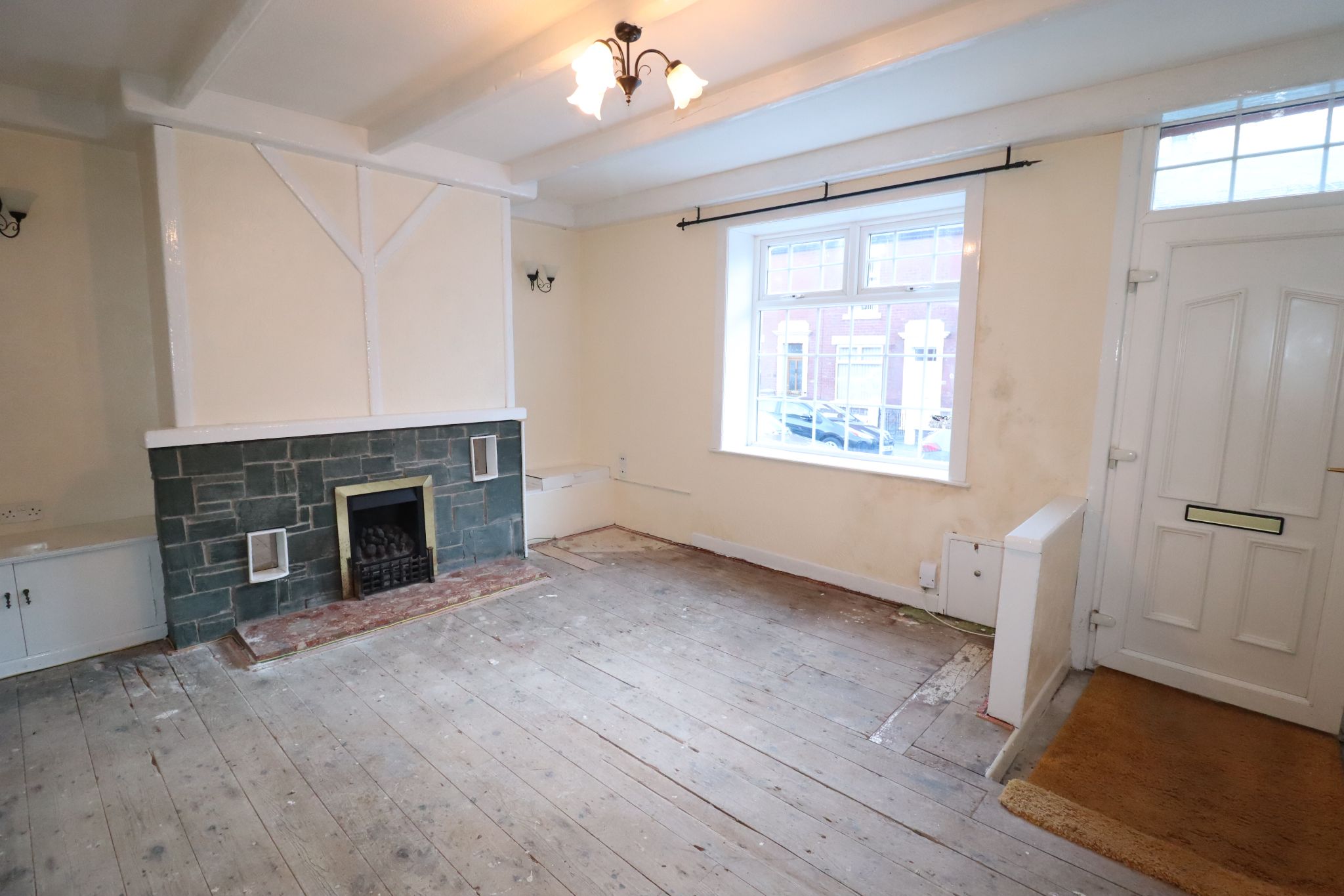 2 Bed Mid Terraced House For Sale - Photograph 4