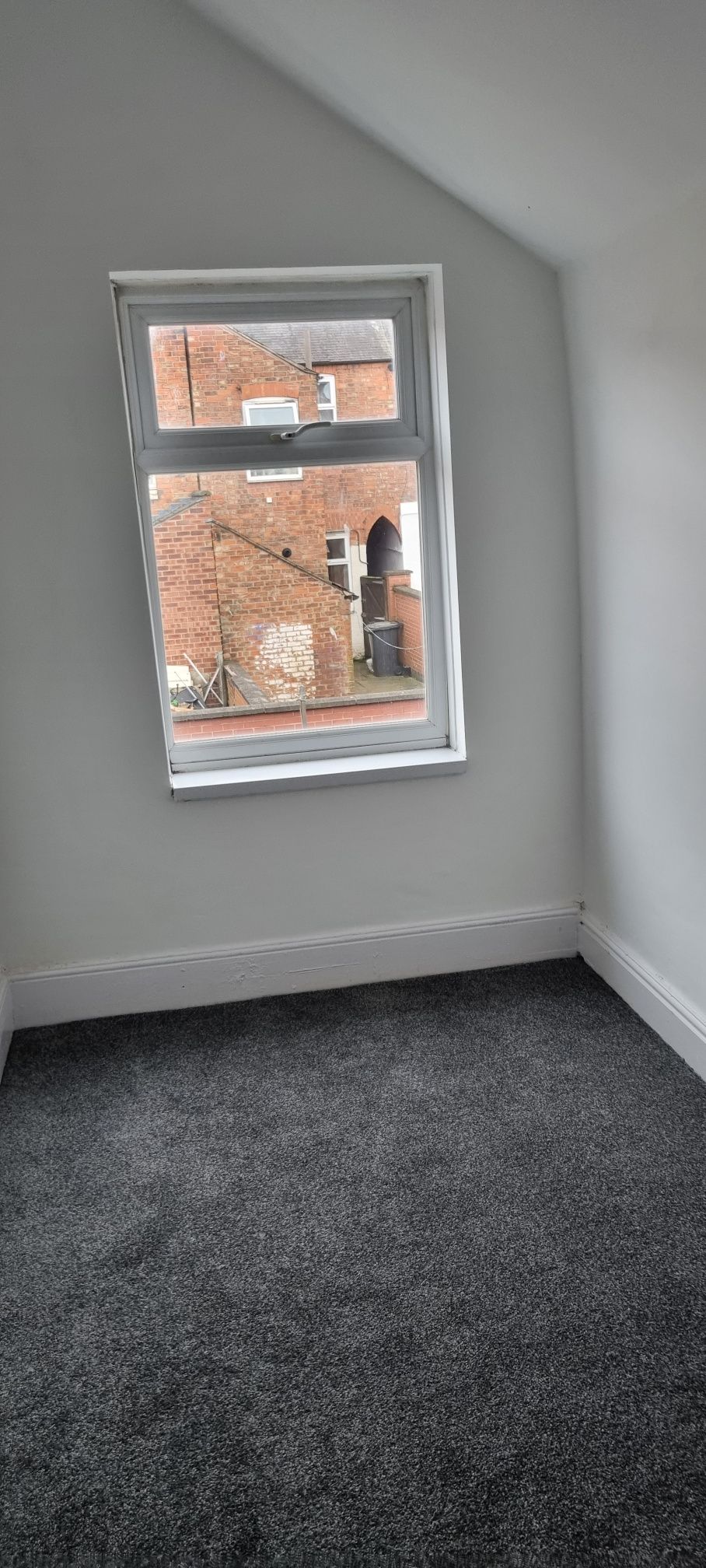 3 bedroom mid terraced house To Let in Leicester - Photograph 10.
