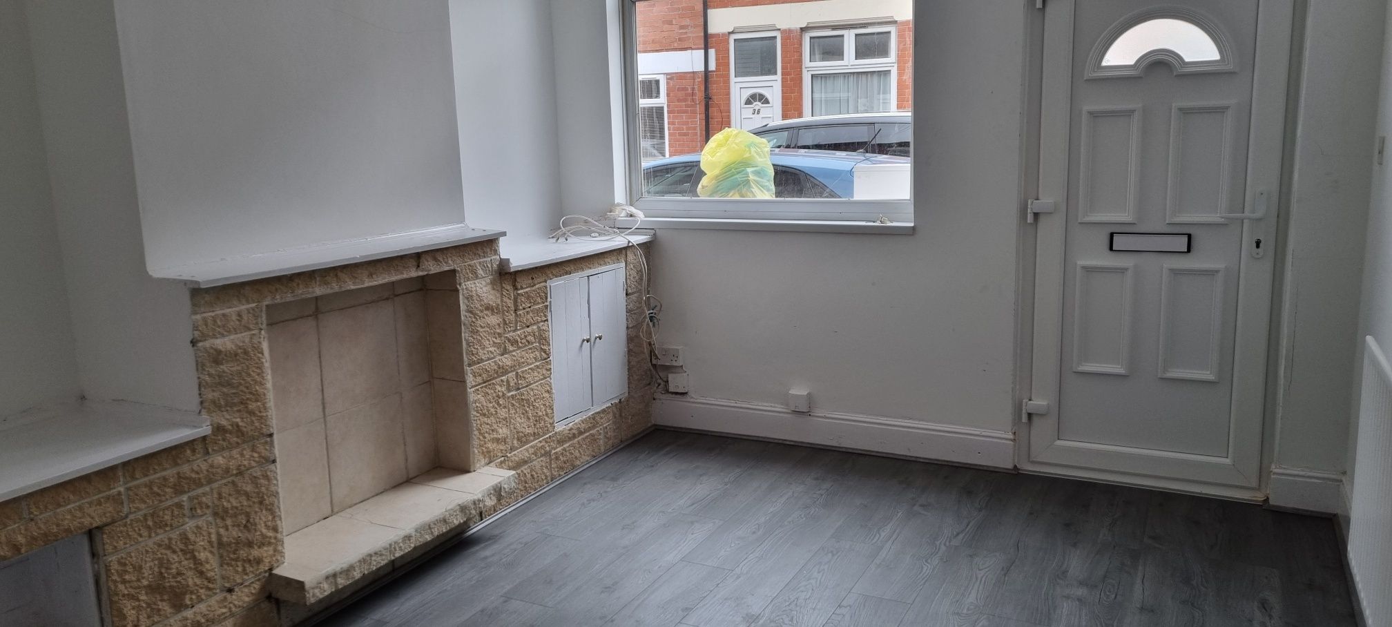 3 bedroom mid terraced house To Let in Leicester - Photograph 2.
