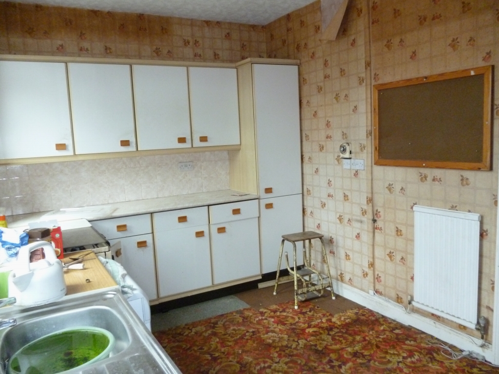 2 bedroom barn conversion house SSTC in Leicester - Photograph 1.